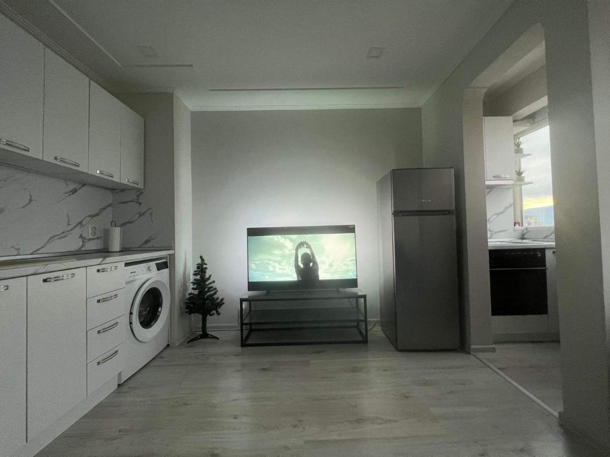 Amazing View Central 1 Bedroom Apartment Pazardzhik Bagian luar foto